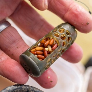 Фидер хранилка PRESTON Absolute Window Feeder Caged - Large