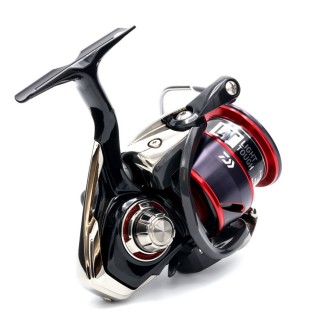 Макара DAIWA FUEGO LT 3000 CXH