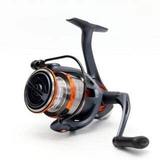 Макара SAVAGE GEAR SG2 4000 FD