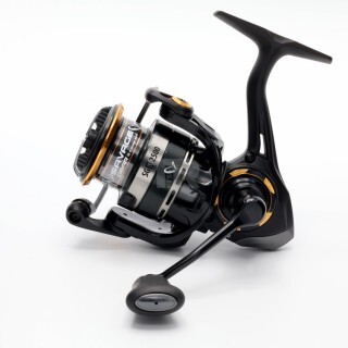 Макара SAVAGE GEAR SG8 2500 FD