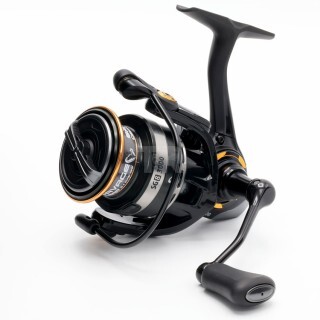 Макара SAVAGE GEAR SG8 3000 FD