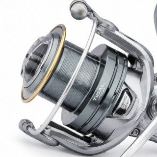 PENN Tidal 7000 Longcast Макара За Далечно Замятане